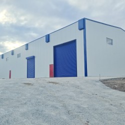 Custom image caption